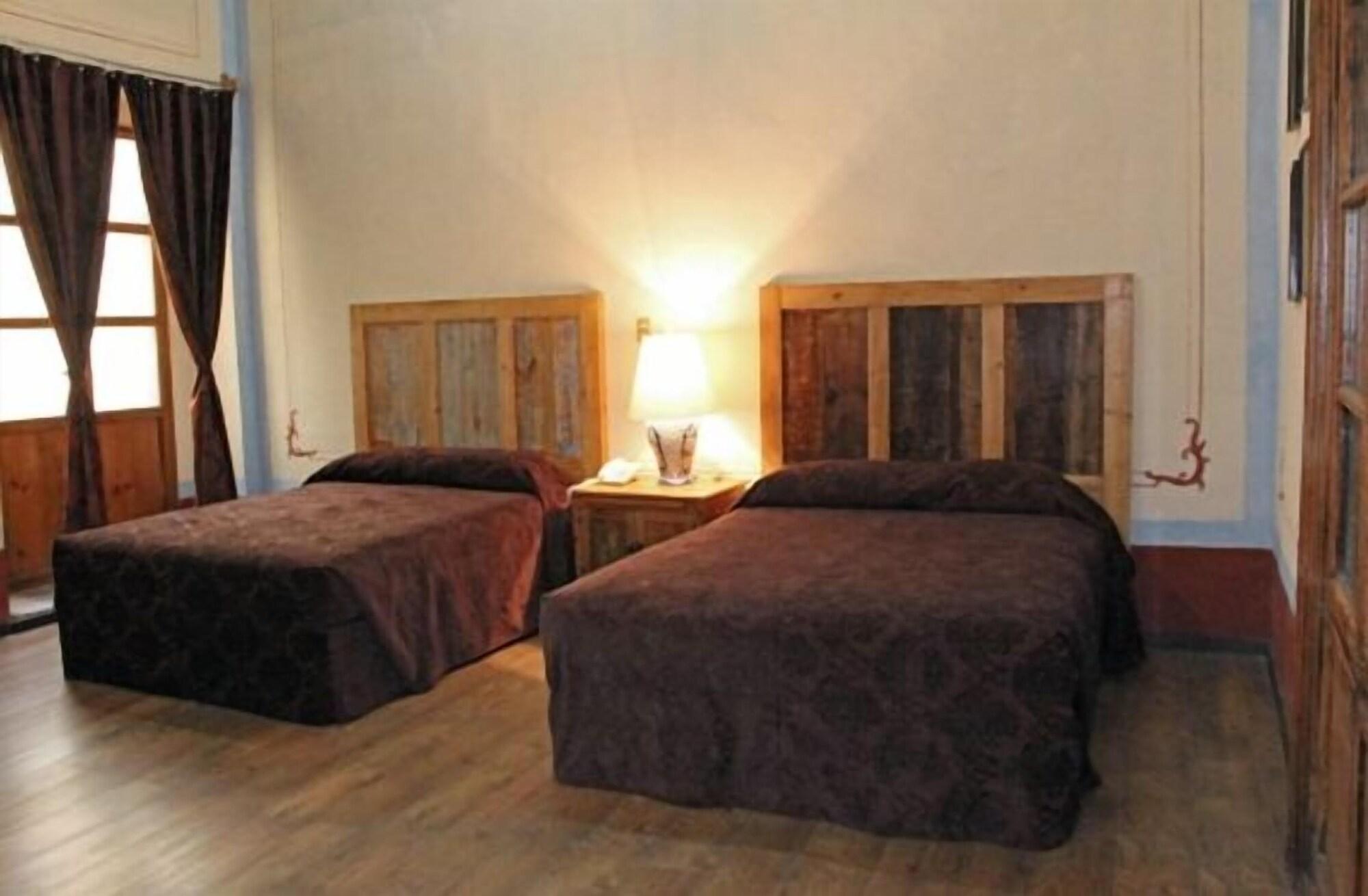 Hotel Casa De La Palma Travel ปวยบลา ภายนอก รูปภาพ